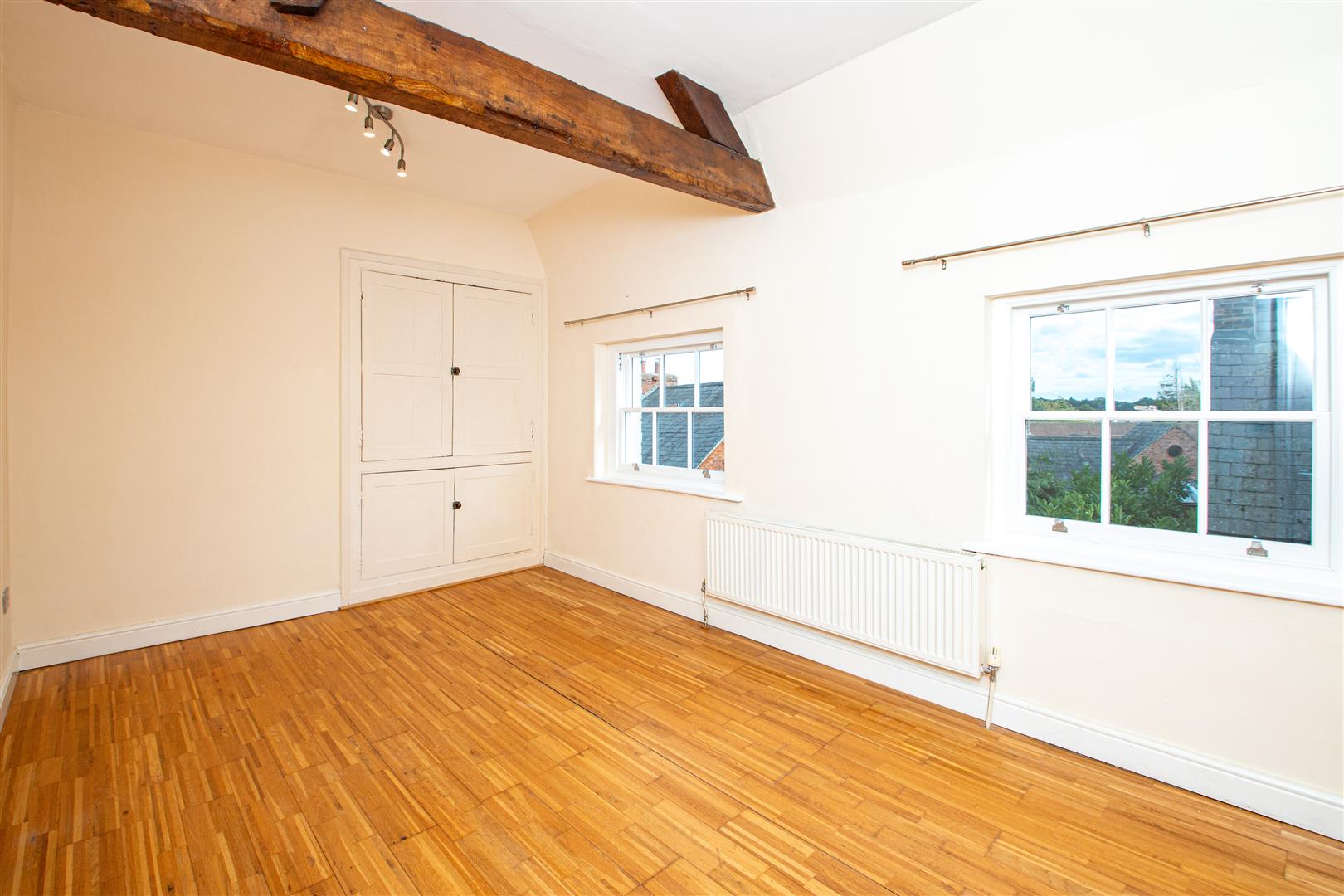 1 bed property in Park Street, Towcester